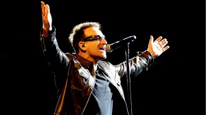 Bono Vox durante un live