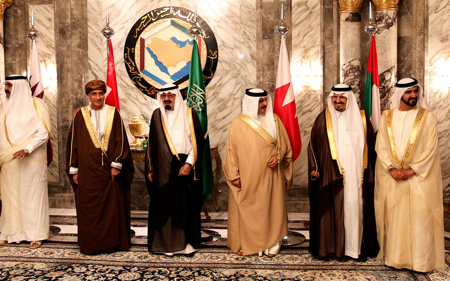 Катар и саудовская аравия. Объединённые арабские эмираты монархия. Саудовская Аравия монархия. Саудовская Аравия теократическая монархия. Абсолютная монархия Саудовская Аравия.