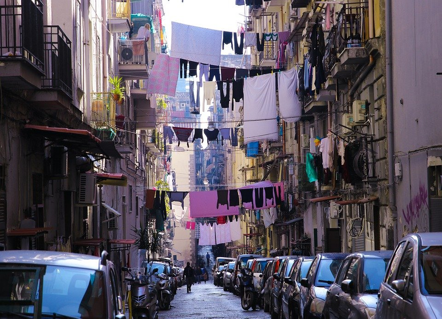 Via Toledo o Via Roma? L'eterno dubbio di Napoli