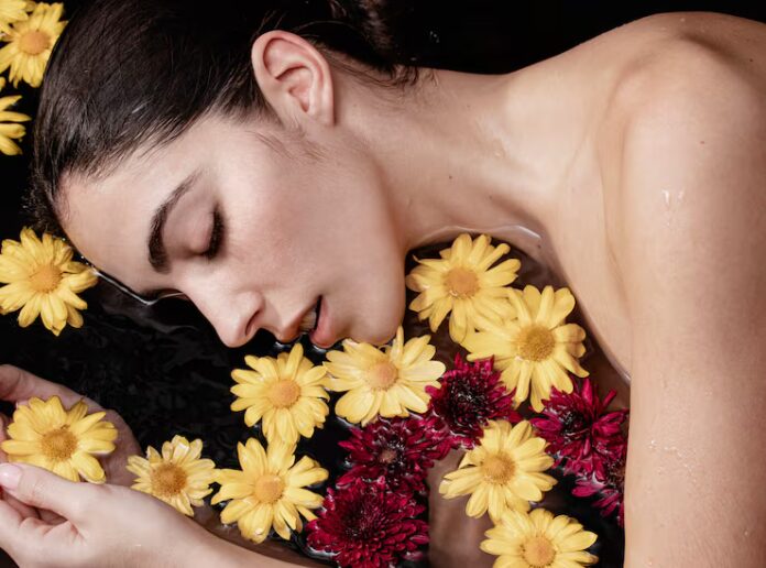 giovane-donna-in-trattamento-terapeutico_23-2148476206 bellezza o benessere?