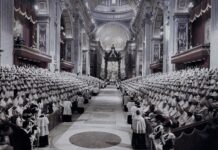 11 ottobre 1962: Giovanni XXIII aprì le porte della Chiesa al mondo 11 ottobre 1962: Giovanni XXIII aprì le porte della Chiesa al mondo