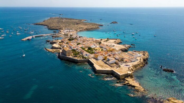 Isola di Tabarca, una destinazione fuori dalle rotte più conosciute